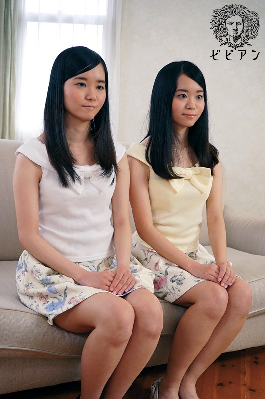 「18歳、制服の双子処女。「2人でしかできない、初めてのこと」 芦田まり 芦田えり」のサンプル画像