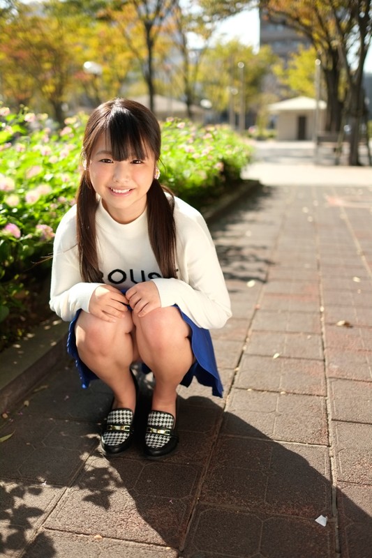 「わたし、AVデビュー女優になります。九州で見つけたピチピチ18才なりたて佐々木麻衣AVデビュー」のサンプル画像