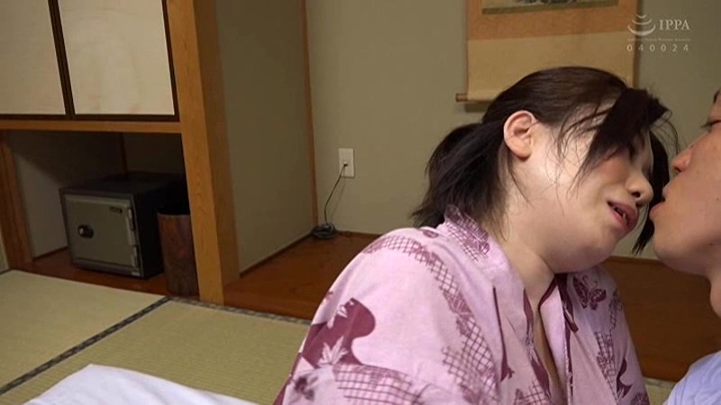 「若女将の朝川式子が旅館で大絶叫」のサンプル画像15