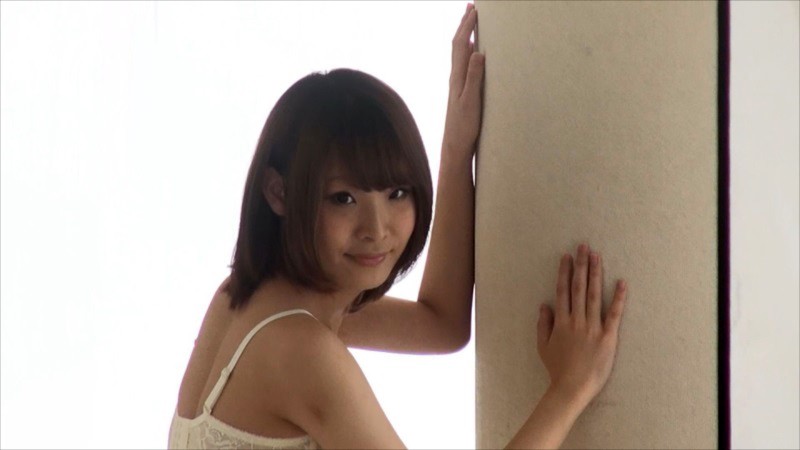 「AVデビュー ケツマ○コ処女卒業 ベアトリクス」のサンプル画像2
