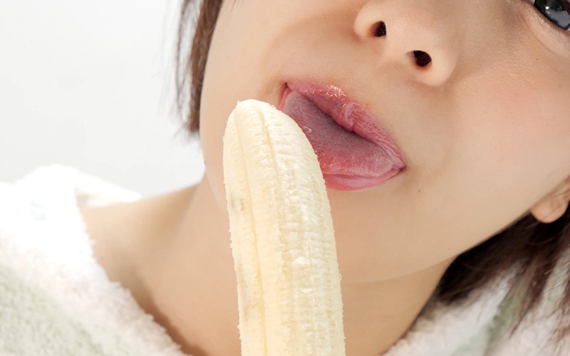 「舌ベロフェチ～舌ベロ観察＆バナナ舐め～ 星咲凛」のサンプル画像10