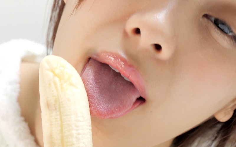 「舌ベロフェチ～舌ベロ観察＆バナナ舐め～ 星咲凛」のサンプル画像13