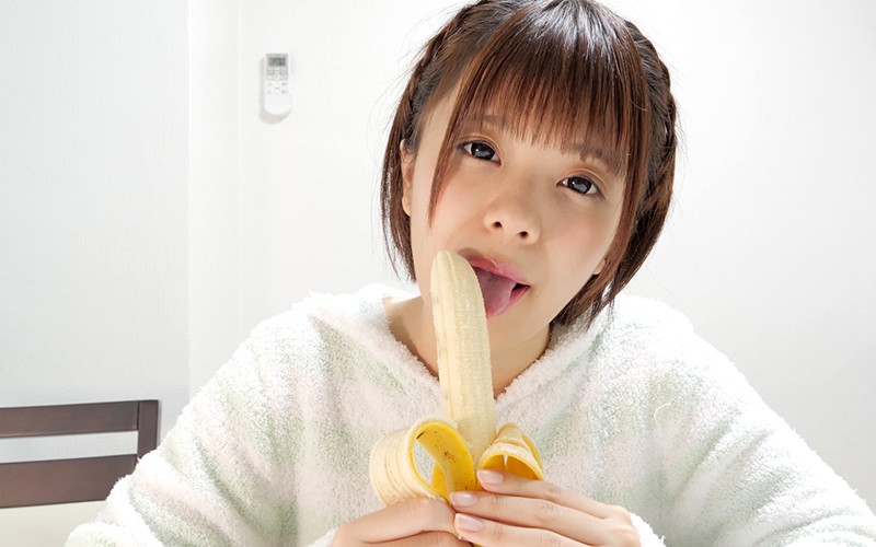 「舌ベロフェチ～舌ベロ観察＆バナナ舐め～ 星咲凛」のサンプル画像9