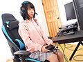 「新人 ゲームオタクだけどAV女優になれますか? 二次元しか知らない華奢すぎる少女がリアルな中イキエッチを体験したくてデビュー 雪乃える」のサンプル画像1