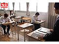 「普段は物静かな教え子が俺の前だけでは確信犯的にパンチラ誘惑してくる 香水じゅん」のサンプル画像2
