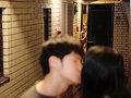 「はじめて彼女ができたのに…隣に住む欲求不満な人妻さんに食べられ罪悪感勃起した 結城りの」のサンプル画像1