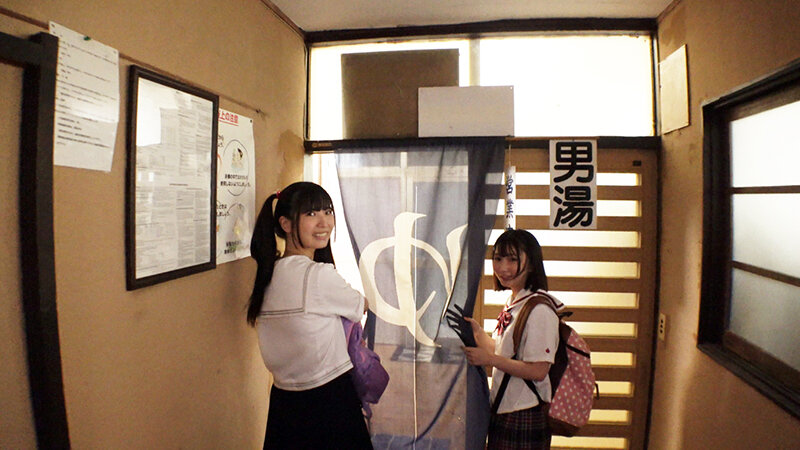 「ちっぱい美少女2人と学校さぼって覚えたてのSEXヤリまくり温泉旅行」のサンプル画像5