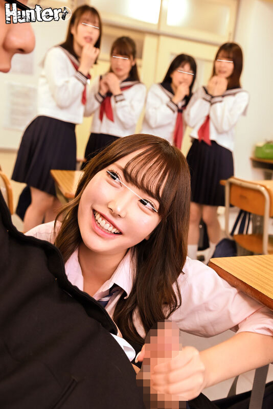 「『放課後ヌイてやろっか？』田舎の学校に東京からヤリマンギャルが転校してきた！それまではエッチとは無縁の奥手女子たちは影響されてヤリマン化」のサンプル画像4