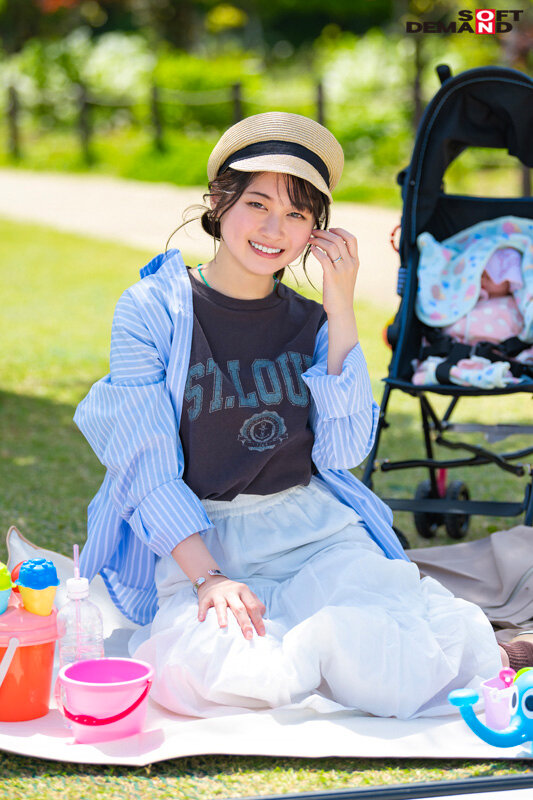 「赤ちゃんとおさんぽ中 公園若ママナンパ自宅SEX おしゃれでキレイで家族想い 今時お母さんとエッチしませんか？」のサンプル画像2