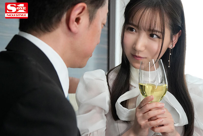 「【顔・性格・交尾】 全て最高の愛人とひたすら浮気セックスする最高の金曜日。 三田真鈴」のサンプル画像4