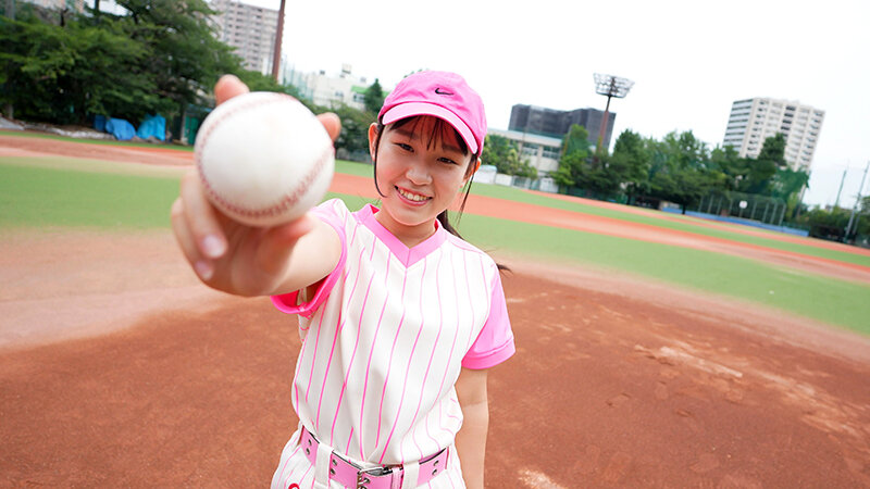 「弱小野球部所属 現役ピッチャーゆめな18歳 祝AVデビュー」のサンプル画像4