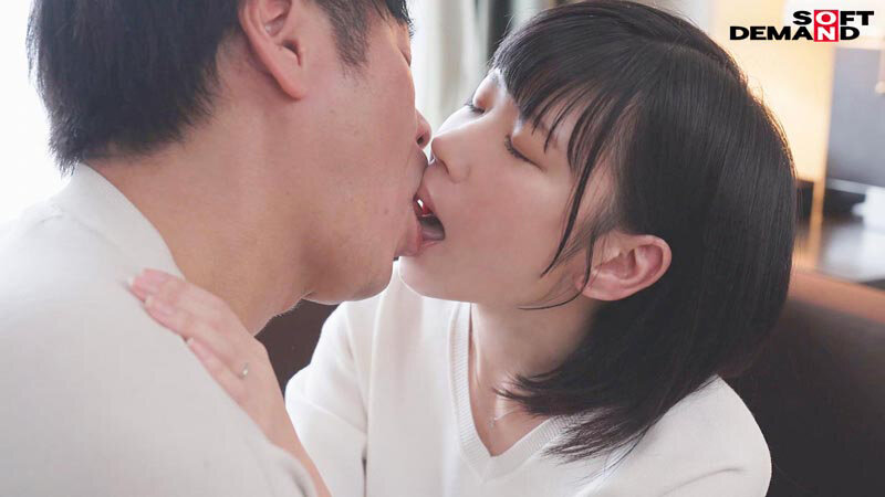 「いつでもにこやかに話を聞いてくれる慈愛ママ、満ち溢れた性欲と向き合うことを決意した。相良明里 32歳 AV DEBUT」のサンプル画像7