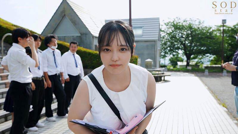 「修学旅行でぼっち行動してた僕に同情し真面目な爆乳先生がこっそりヌイてくれた10発射精の宿泊記録。 恋渕ももな」のサンプル画像2