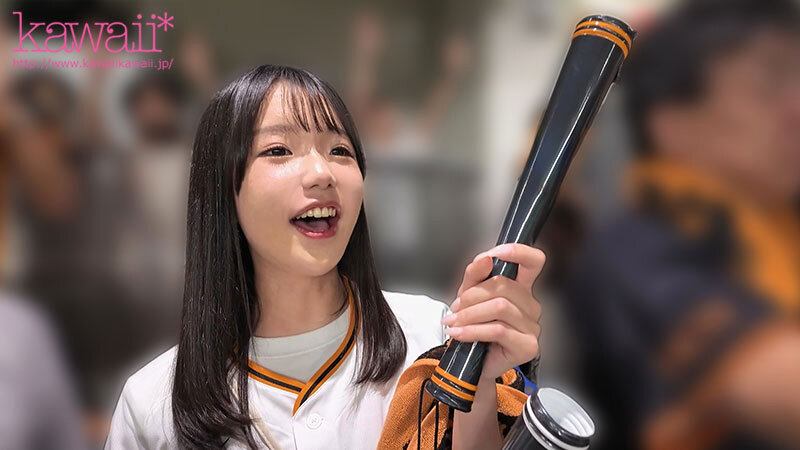 「酔うと9割9分9厘ヤれる…。プロ野球中継のカメラに抜かれたG●美少女と優勝潮吹きがけ、顔射精子まみれ、大量中出しアクメとち狂い乱交 宅飲みハメ撮り映像。」のサンプル画像2