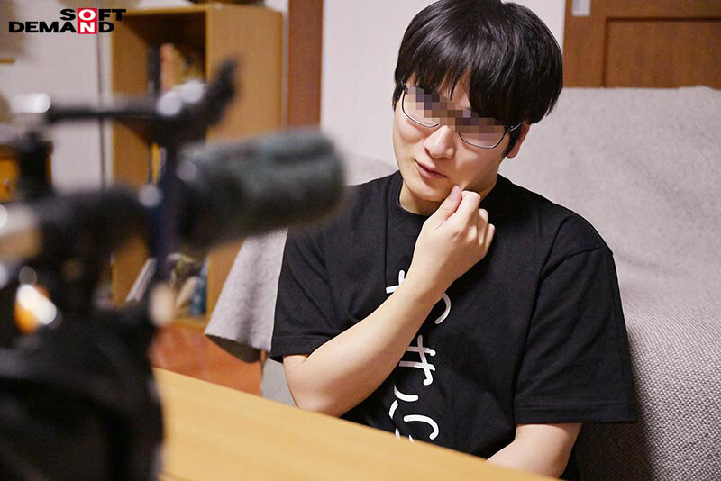 「洗脳ができる男は実在した!―彼のチ〇ポを見た女性は肉便器に変えられてしまう― 放課後バレー部潜入編」のサンプル画像2