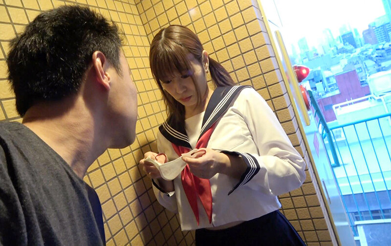 「三日間履いた恥ずかしいパンツの染み 紺野ひかる」のサンプル画像7