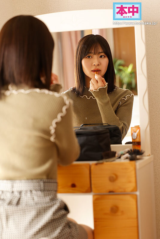 「コンドームのつけ方を教えていただけなのに! 喪女な姉が大学デビューを果たしたら…あり余る性欲が爆発!!弟チ○ポにグラインド騎乗位で絶頂中出し求めちゃうエッチな姉貴。 東條なつ」のサンプル画像1