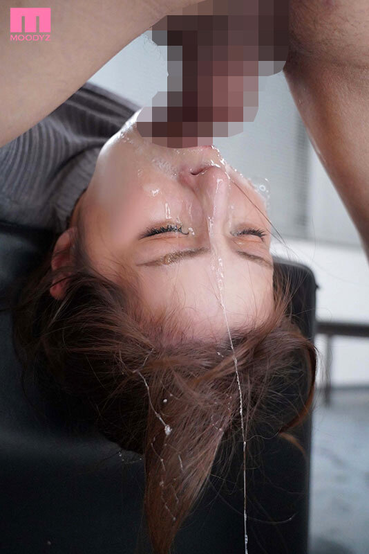 「夫のために… 喉ボコごっくんイラマ専用 肉棒ケースにされ壊された人妻OL 兼咲みゆ」のサンプル画像6