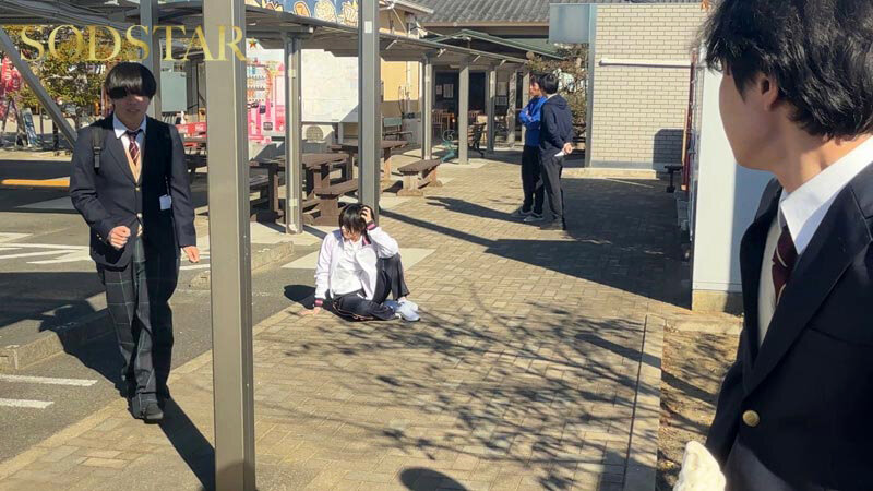 「えwww修学旅行中、ボーイッシュな新人担任教師に憑依したったww 実は超敏感ムッツリ体質だった事が発覚www 俺(先生)のカラダを使って消灯後男子連中とエロいことしまくった大絶頂おふざけ記録。 柴崎はる」のサンプル画像6