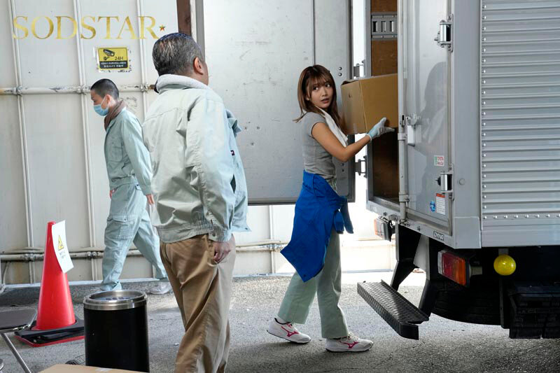 「配送中NTR 既婚ベテランドライバーの配送に付いて回るうち車中でおそわれてしまった新婚人妻 星乃莉子」のサンプル画像8