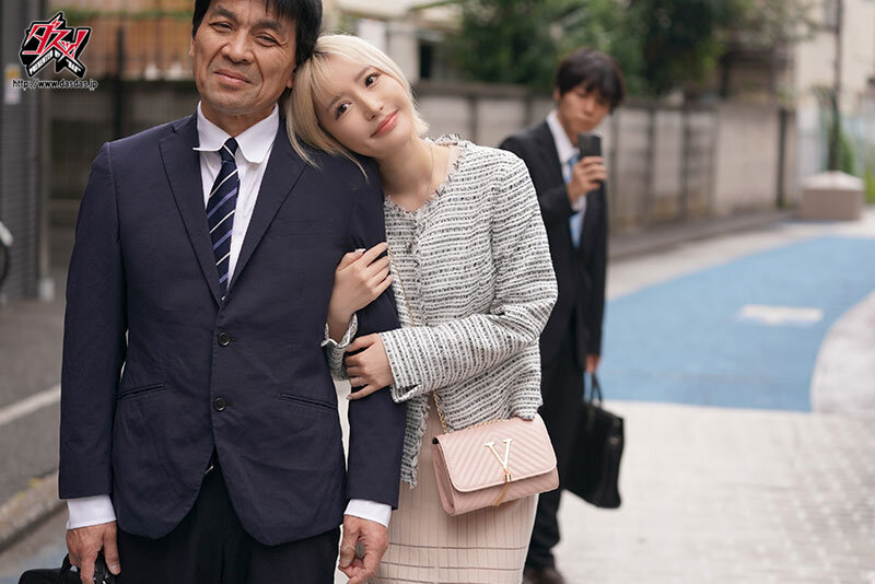 「パパ活するスレンダー巨乳女を制裁するはずが…なぜかオレ専用肉オナホに調教していた。 百永さりな」のサンプル画像1