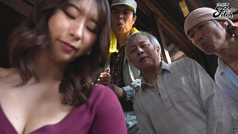 「オヤジ輪姦!!媚薬濃縮ザーメン中出し25連発NTR 宝田もなみ」のサンプル画像2