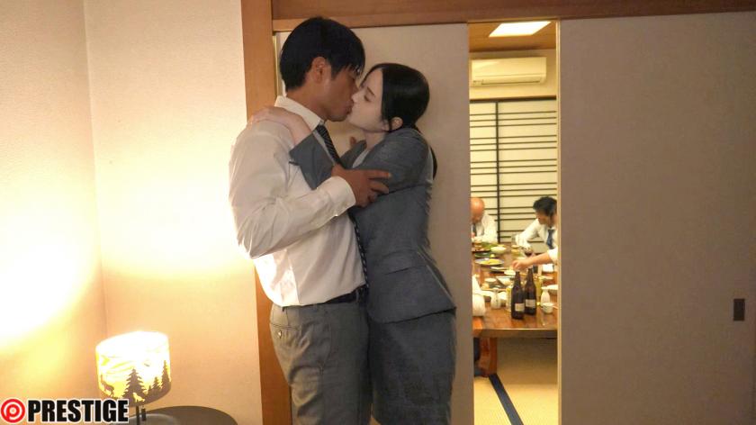 「キス魔に豹変した後輩と…朝までベロキス不倫 本田もも」のサンプル画像7