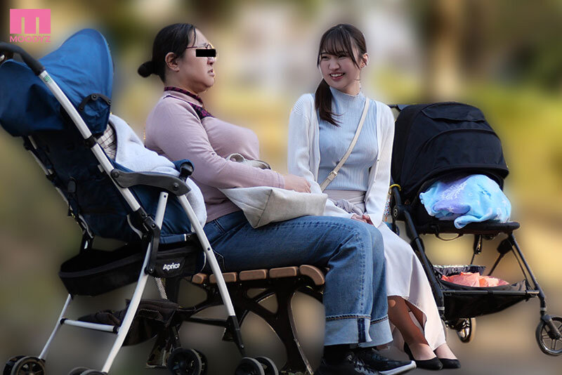 「ベビーカー揺らしながら絶対オレら夫婦を見下してる隣人巨乳妻の産後処女を奪ってやったら長時間痙攣アクメで失禁しやがった（笑） 堀田真央」のサンプル画像1