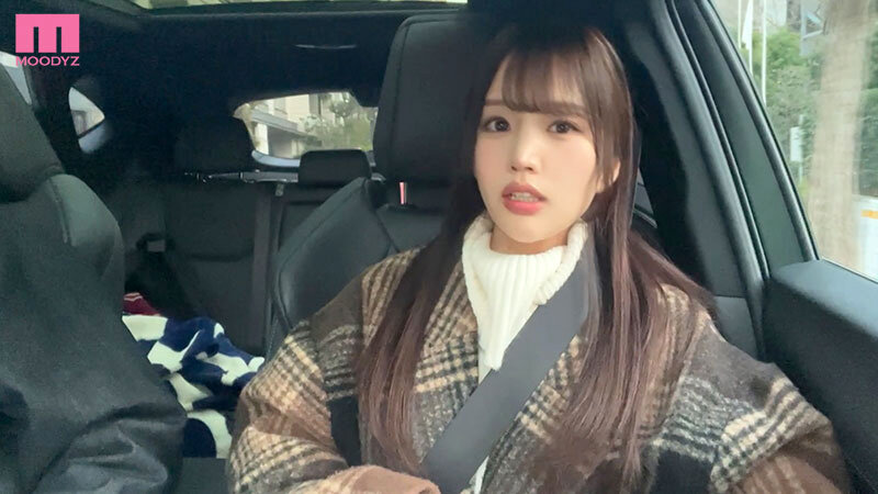 「AV女優になった元カノ幼馴染と再会 久しぶりに会った彼女が垢抜けて可愛くなってたのでついデートに誘ったらまさかのOK あの頃は、ウブすぎてキスまでしかできなかった僕らはホテルに泊まって初めてのセックスなのにめちゃくちゃ中出ししまくった。 新井リマ」のサンプル画像1
