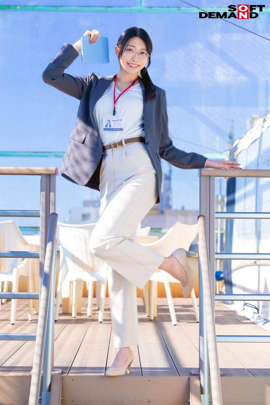 「低身長の童貞くんを優しく筆おろしのはずが…実は絶倫プロ男優で止まらない激ピスに連続絶頂 秘書 守屋よしの」のサンプル画像2