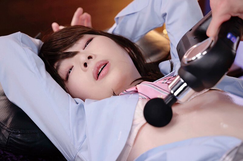 「拘束2穴オイルマッサージ ミニマム男の娘 ひな」のサンプル画像9