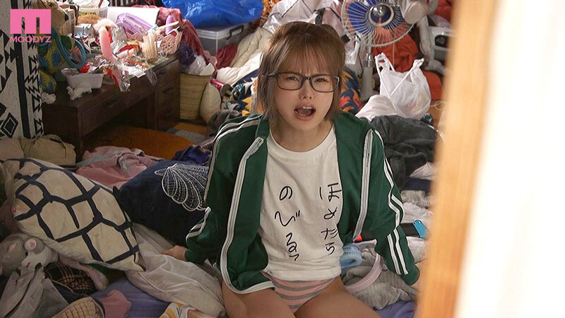「10年ぶりに再会した塩対応のちっぱい妹は喪女ニート あの頃と変わらぬ微乳を乳首こねくり抜かずの中出し10発で沼ラセタ 松本いちか」のサンプル画像8
