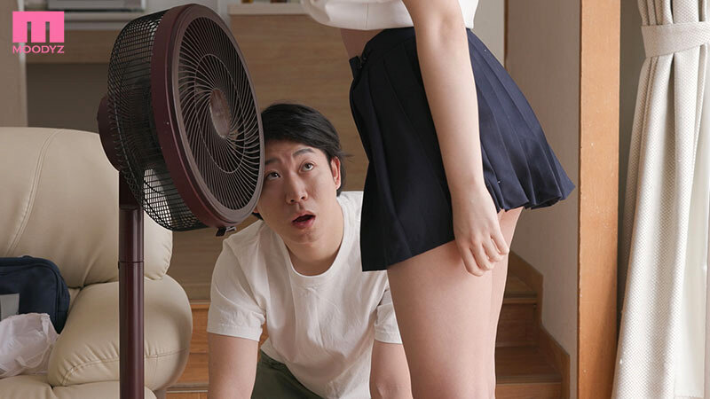 「色白巨乳の義妹をコッソリ乳首開発 早漏体質に育性し妻にバレないようにハメ狂ったチクイキ同居性活 桜ゆの」のサンプル画像12