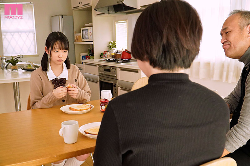 「妻が帰省した3日間発育しきって喰い頃な巨乳連れ子を一生分ヤリ貯めした。 桜ゆの」のサンプル画像1