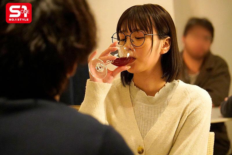 「バイト先の地味なノーマーク女子と一緒に飲んだら… まさかのSEX大好きエロモンスターで精液透明になるまで何度もヌカれた。 兒玉七海」のサンプル画像3