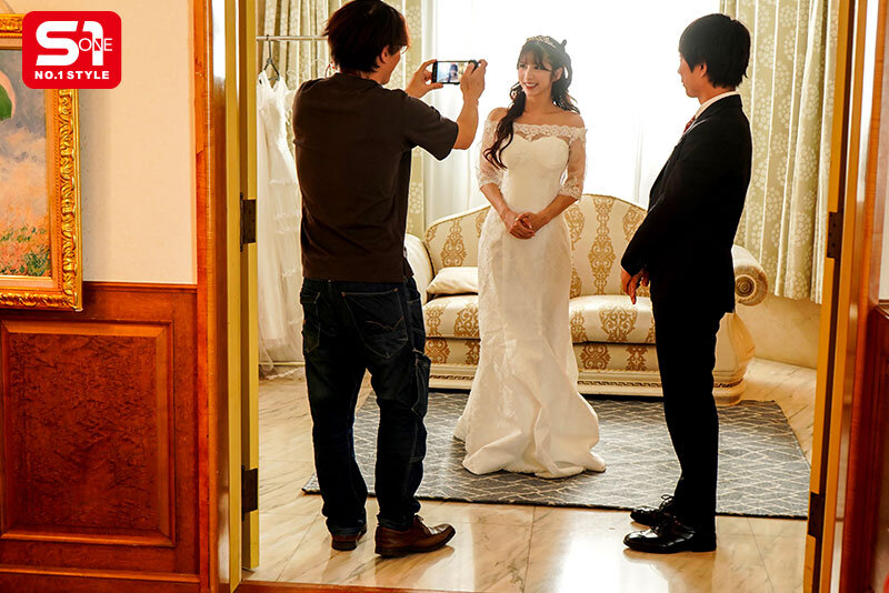 「結婚式間近の花嫁、新郎との愛あるSEXよりも男性ウェディングプランナーから無理やり犯されるほうがま○こビチャ濡れでイキまくる。 七ツ森りり」のサンプル画像9