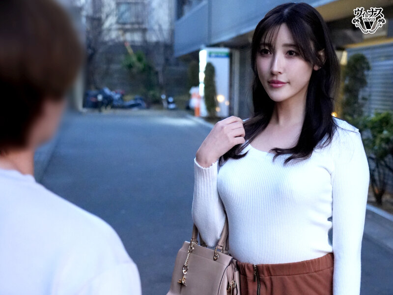 「バイト先で働く美しい人妻を家に連れ込み中出しセックス 森沢かな」のサンプル画像3