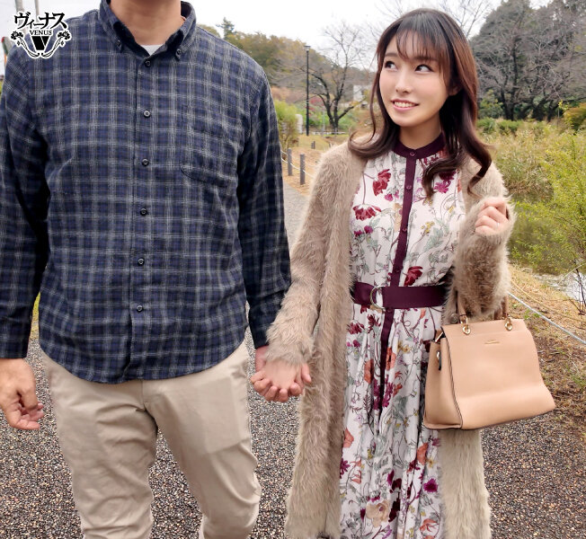 「人妻中出し温泉不倫旅~夫に内緒でハメまくりの一泊二日、背徳SEXドキュメント~ 花里アカリ」のサンプル画像4