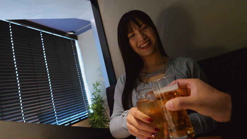 「ラブホにこもって、一切の台本ナシの酔っぱらいSEXデート3 南條彩」のサンプル画像1
