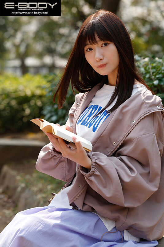 「初めて出来た彼女を脱がしたら…着衣から想像できない物凄いスリム美白巨乳 大興奮の僕は性欲尽きるまでハメまくった 設楽ゆうひ」のサンプル画像2