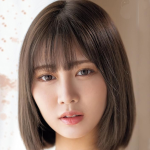 鳳みゆ
